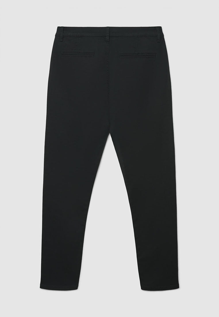 Man Long pants
