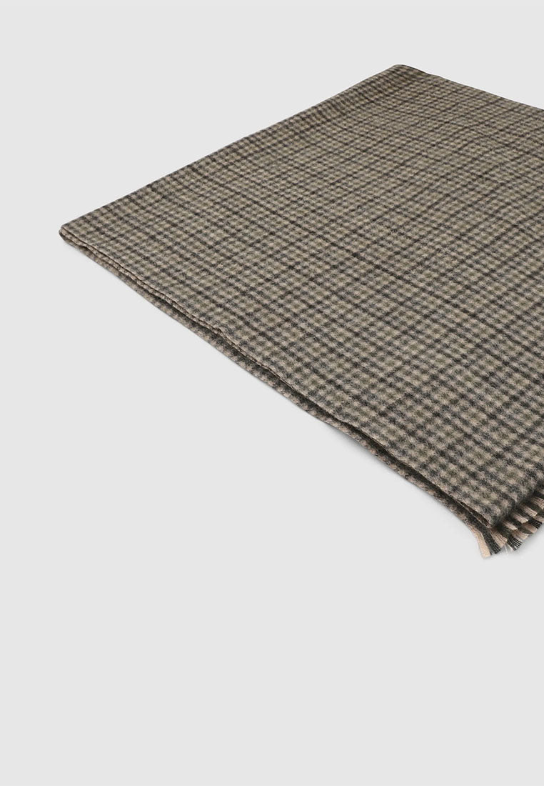 Men's Scarf with herringbone pattern