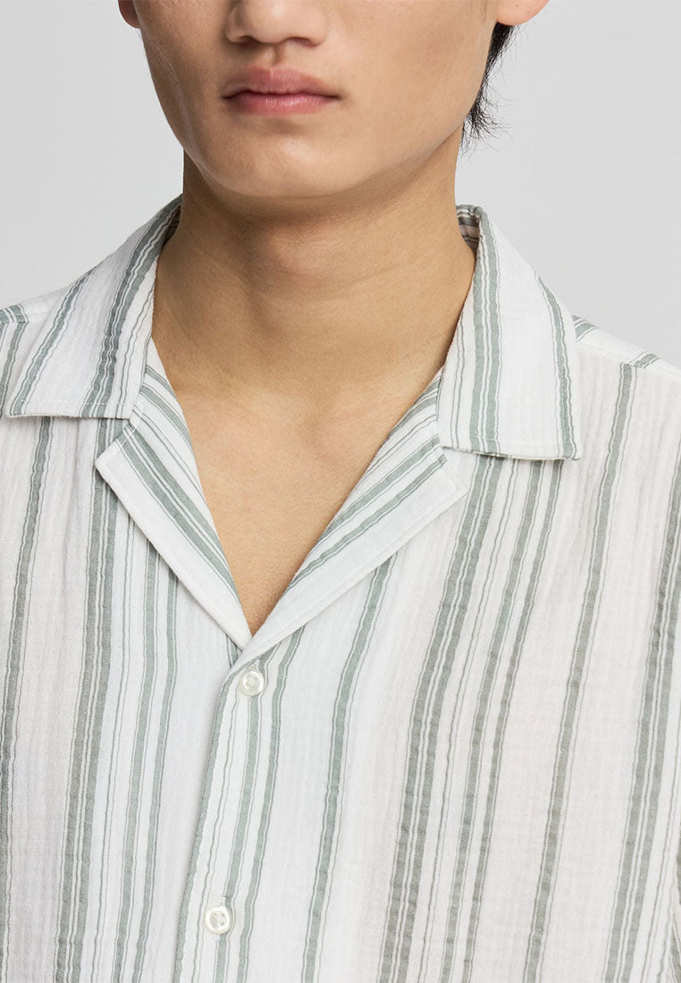 Men's Vertical Stripe Button-Down Shirt