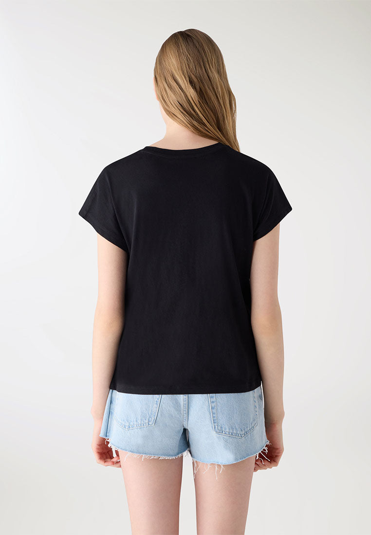 Women's "Magnifique" Feather Rolled-Sleeve Tee