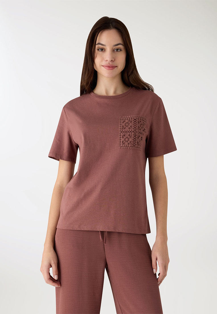 Women's Macramé Pocket T-Shirt