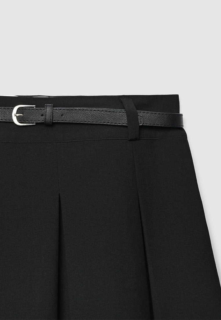 Women's Pleated mini skort with belt