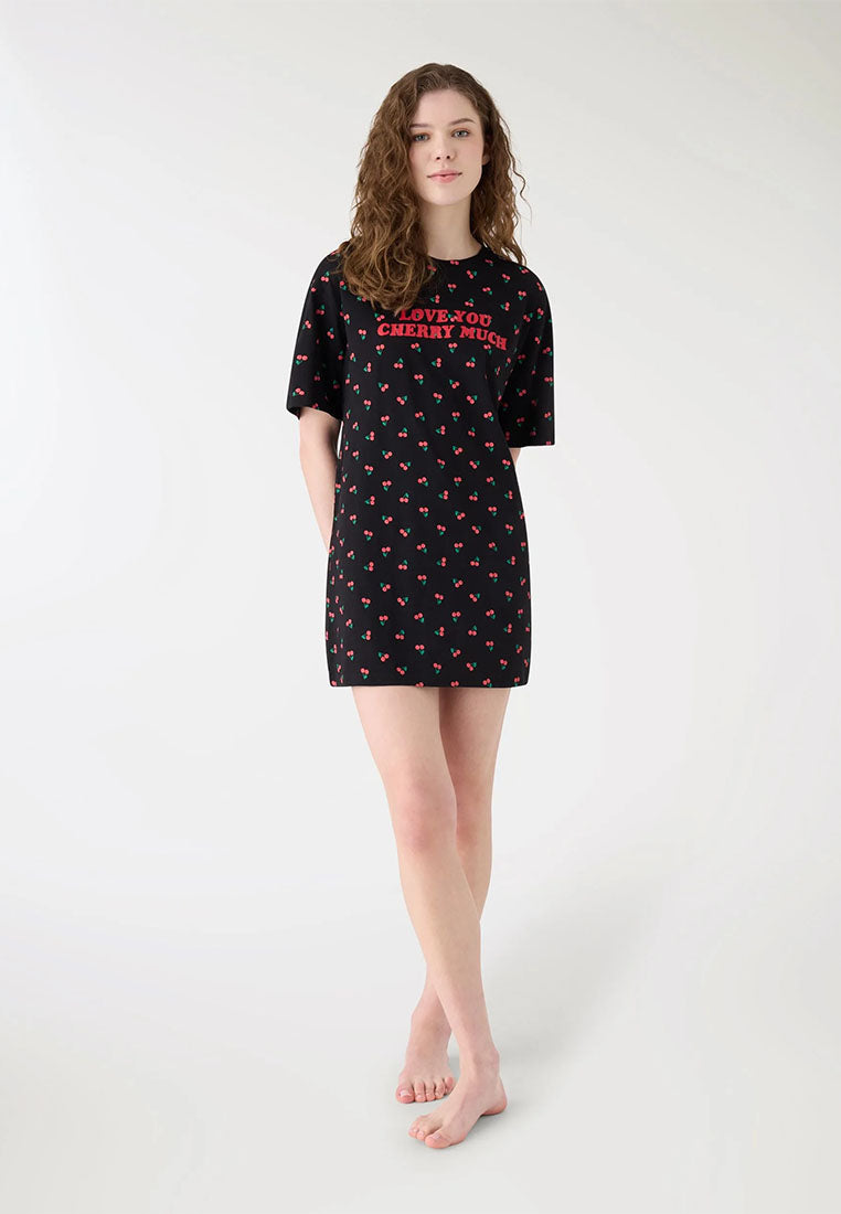 Woman Short-sleeved T-shirt