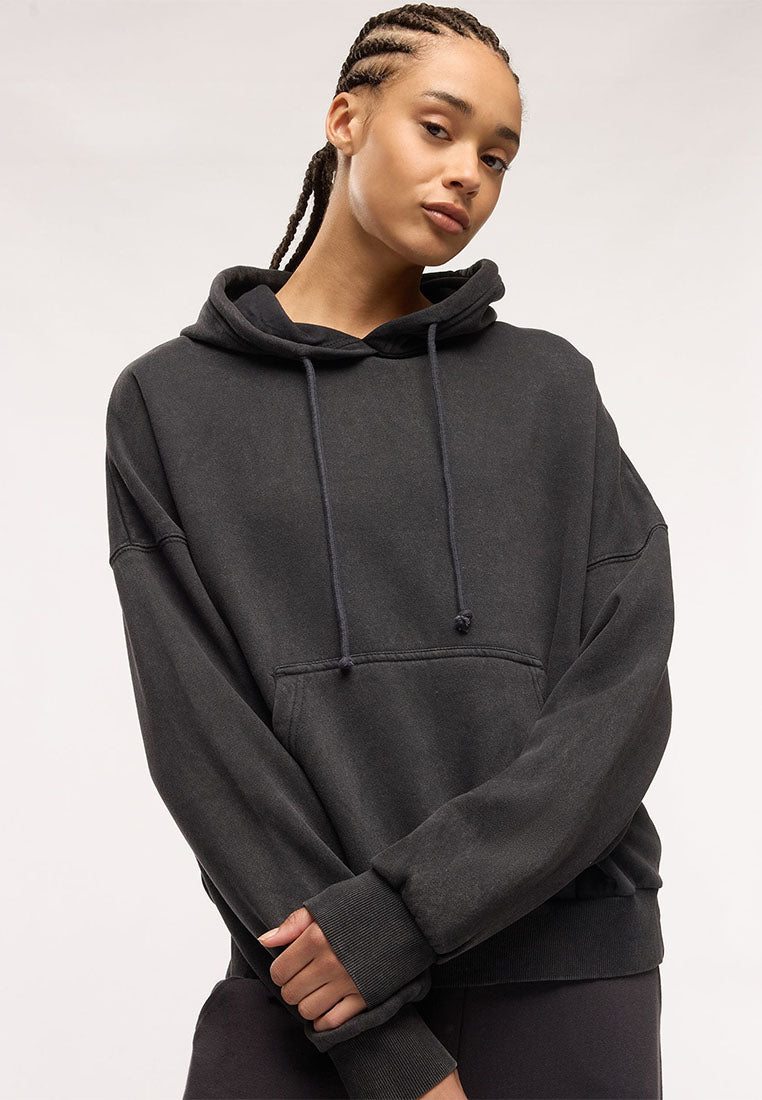 Women's Oversized hoodie with kangaroo pocket