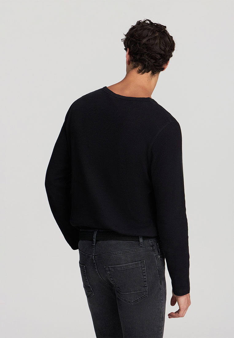 Man Long-sleeved T-shirt