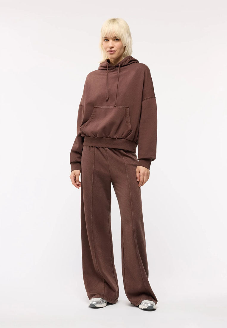 Women's Oversized hoodie with kangaroo pocket