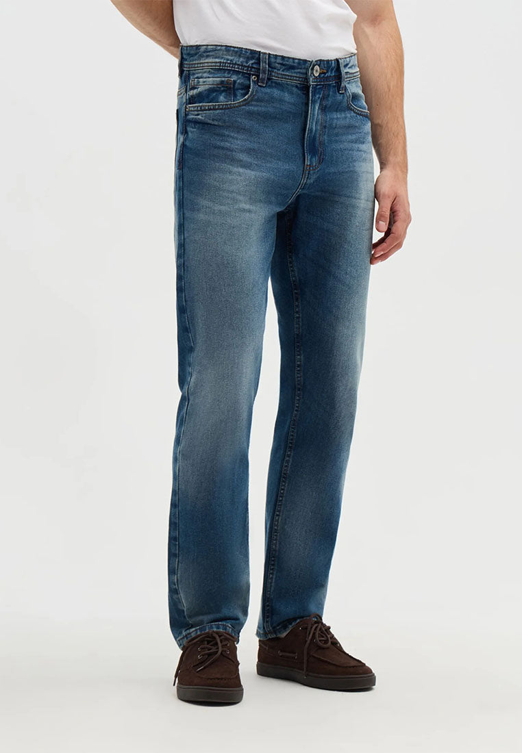 Men's Straight-Fit Jeans