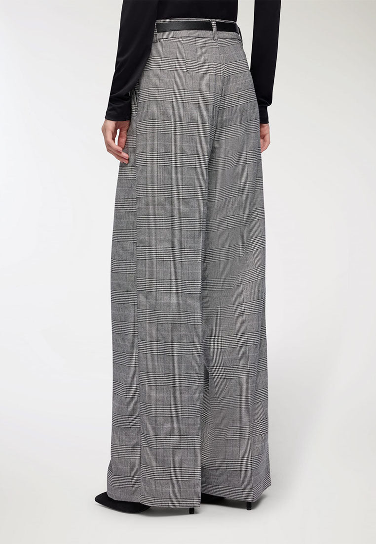 Woman Long pants