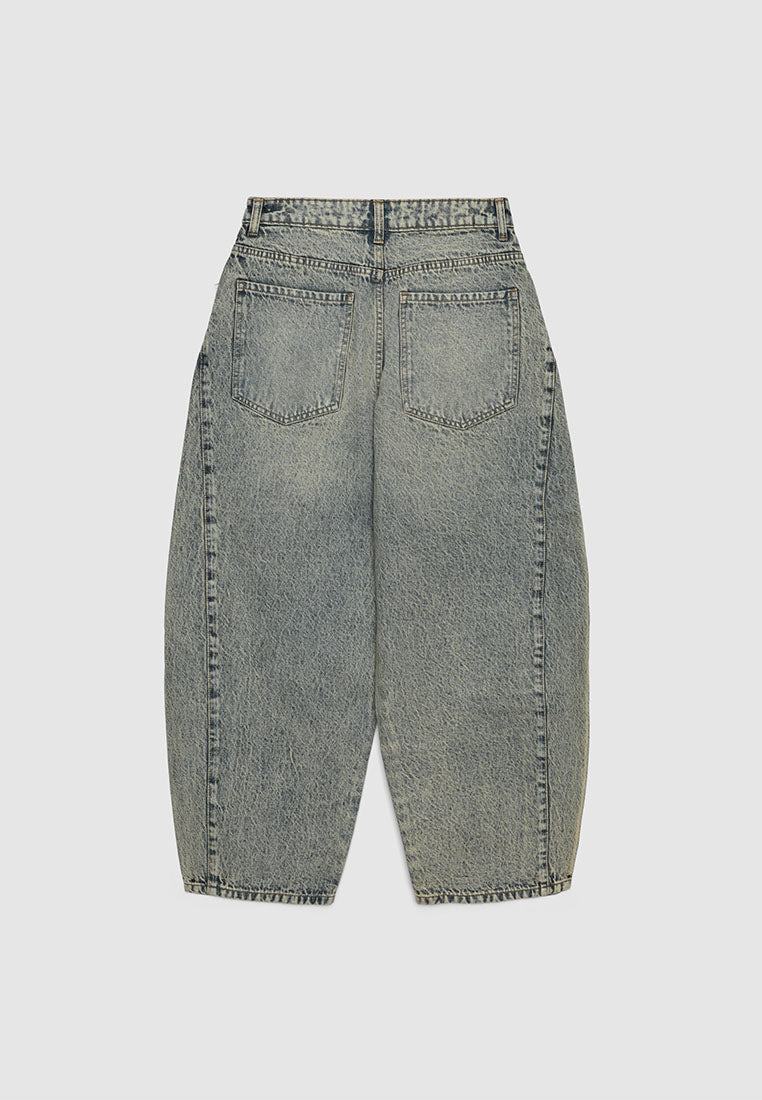 Women's Curved Leg Tapered Jeans