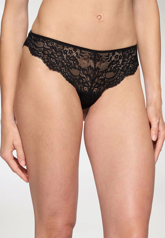 Women's Scalloped Lace Bikini Panties
