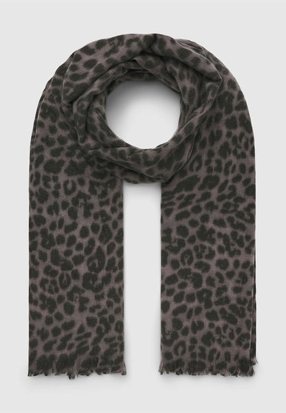 Women's Animal print pashmina with fringes