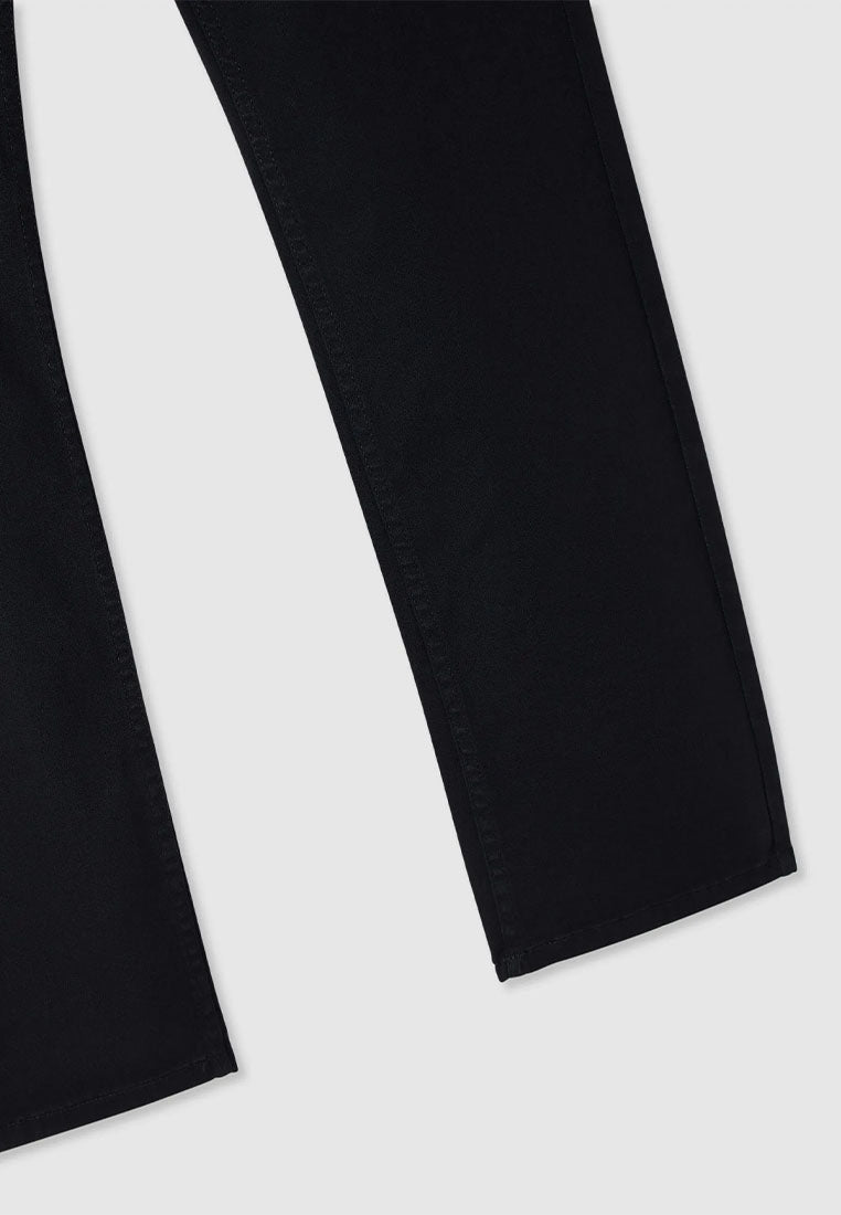 Man Long pants