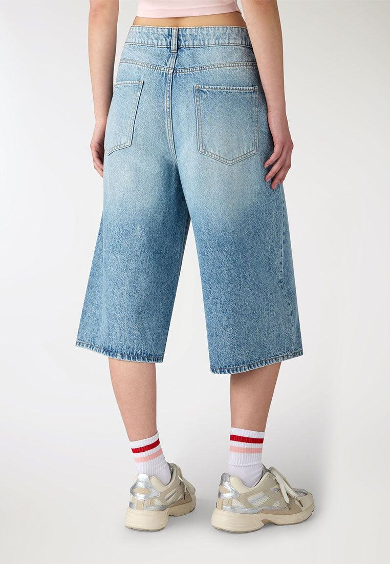 Women's Knee-Length Wide Five Pocket Shorts