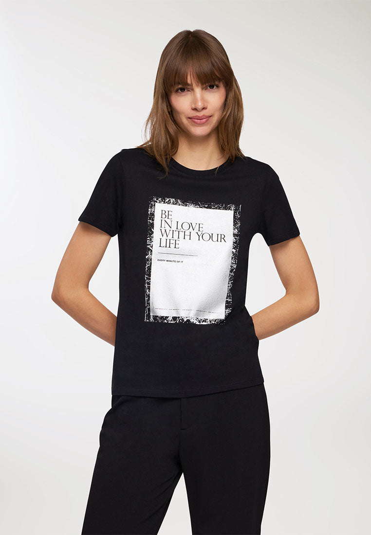 Woman Short-sleeved T-shirt