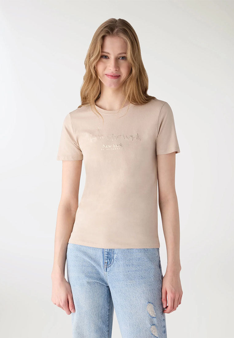 Woman Short-sleeved T-shirt