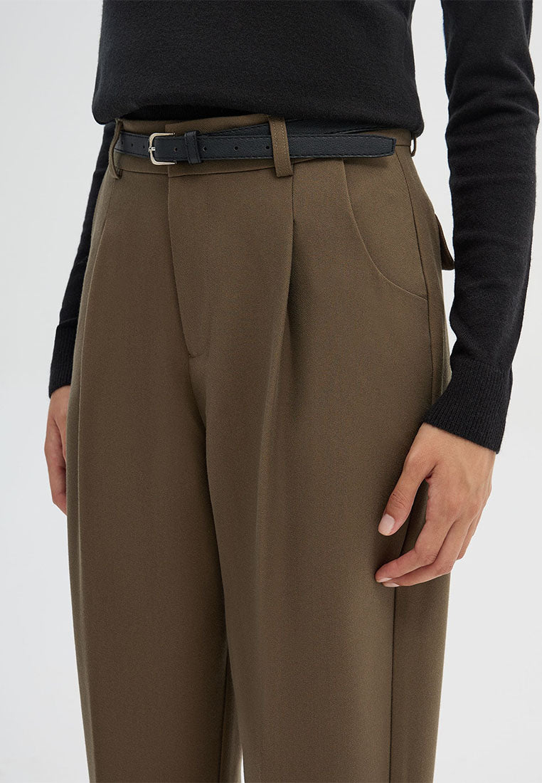 Women's Chino trousers with pleats and belt