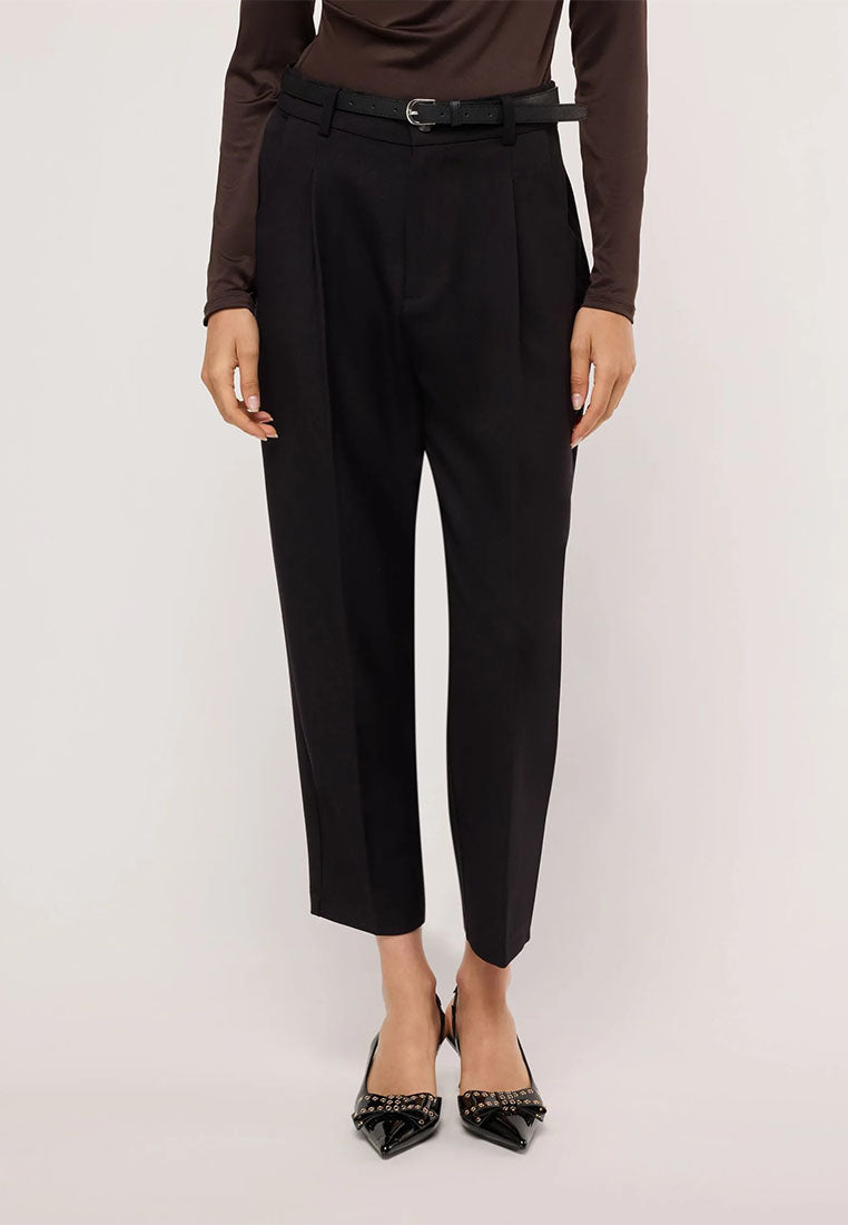 Women's Chino trousers with pleats and belt