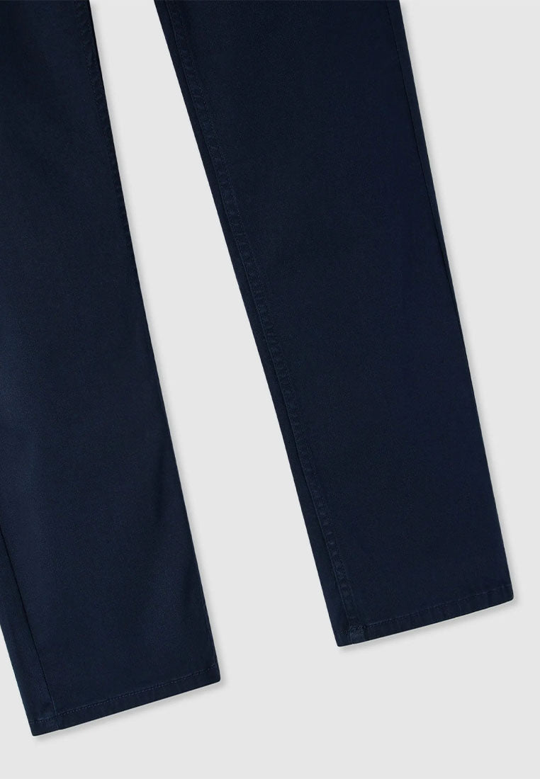 Man Long pants