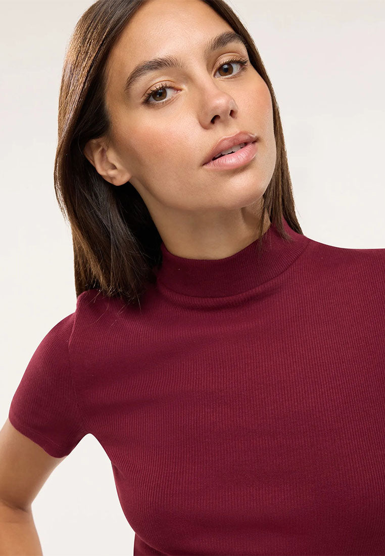 Women's Ribbed T-shirt with mock neck collar