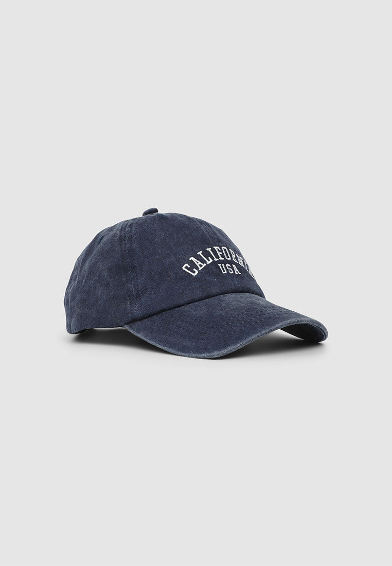 Woman Small-Hat
