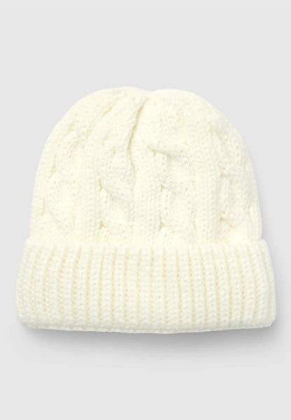 Women's Knitted cable hat with cuff