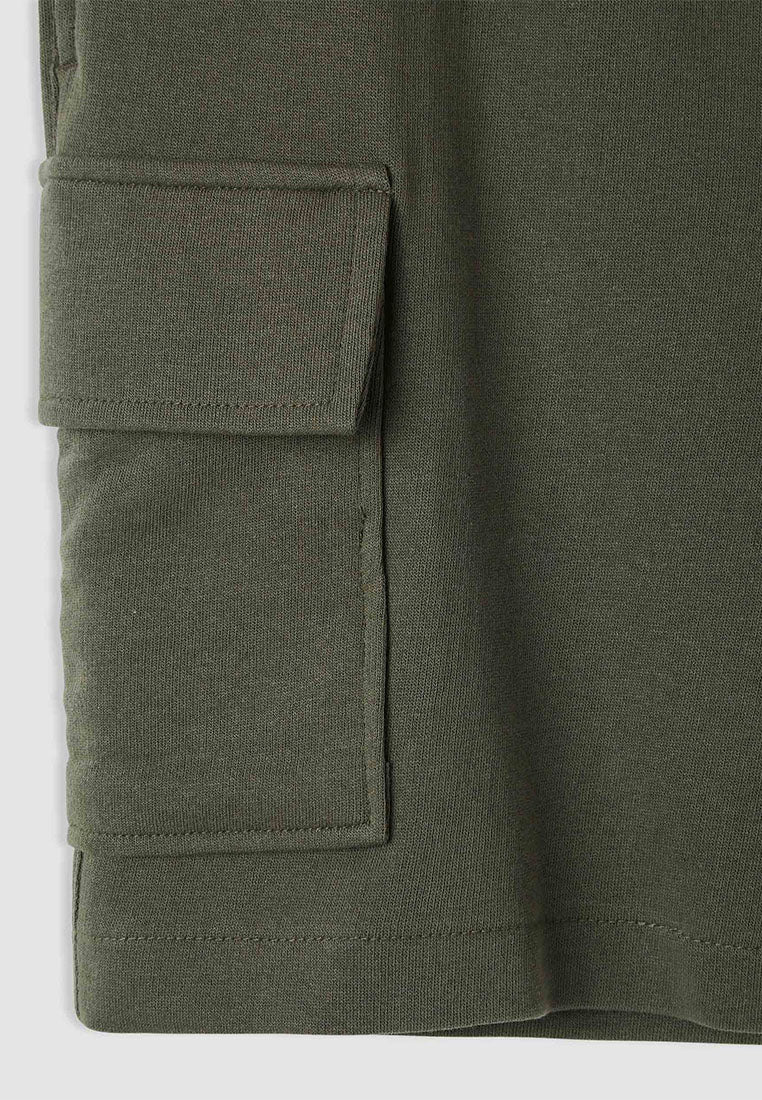 Men's Drawstring Knit Cargo Shorts
