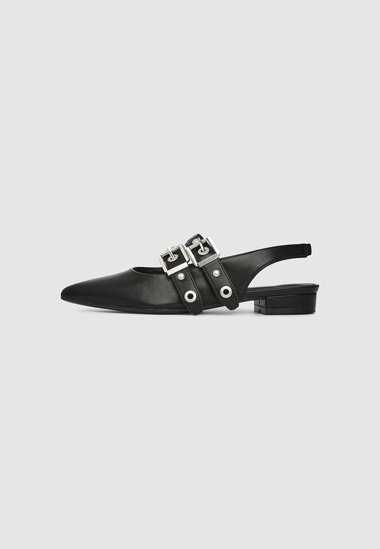 Woman Footwear