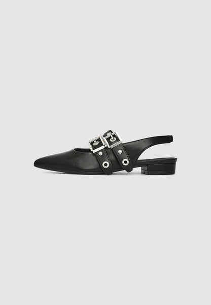 Woman Footwear