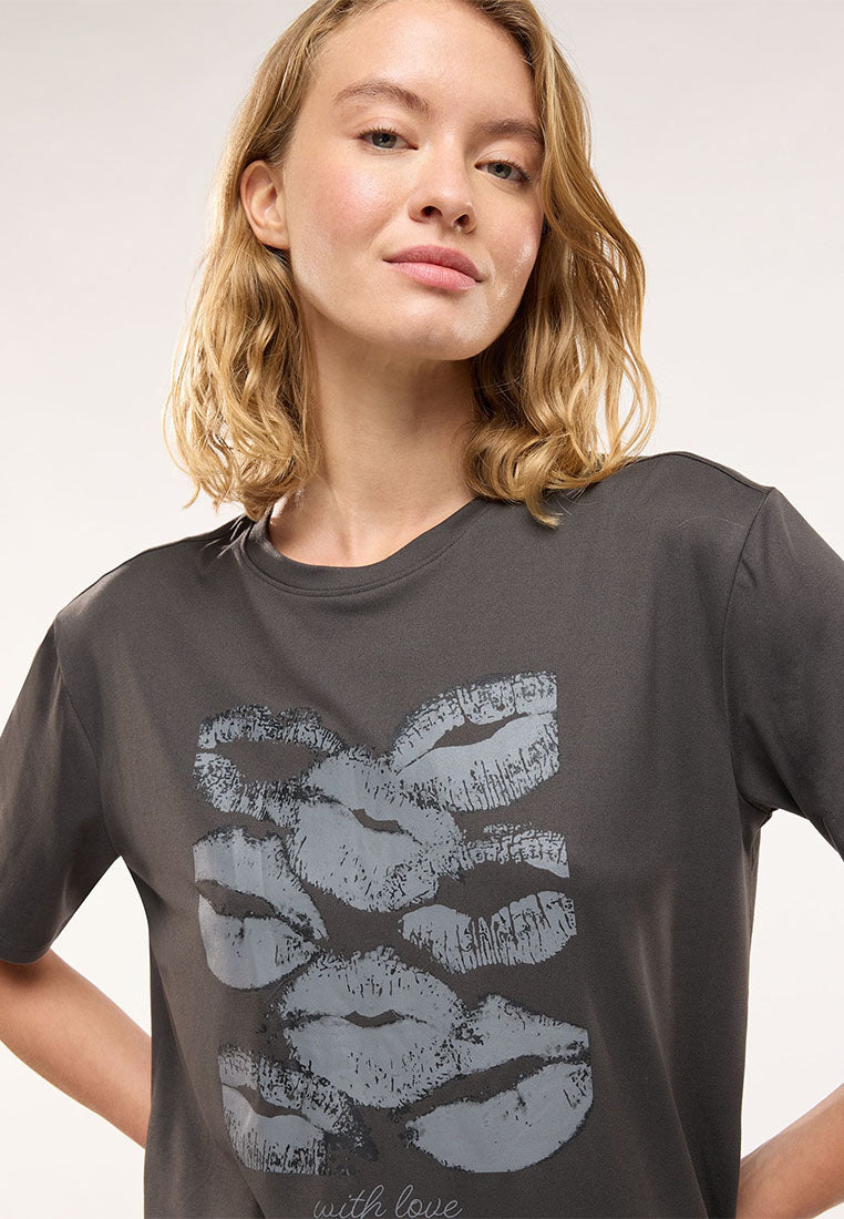 Women's Loose-fitting T-shirt