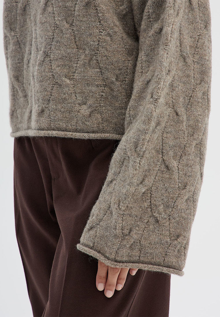 Women's Sweater with turtleneck and cable knit