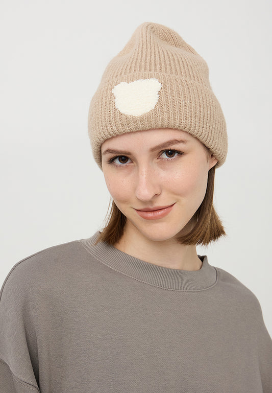 Woman Small-Hat