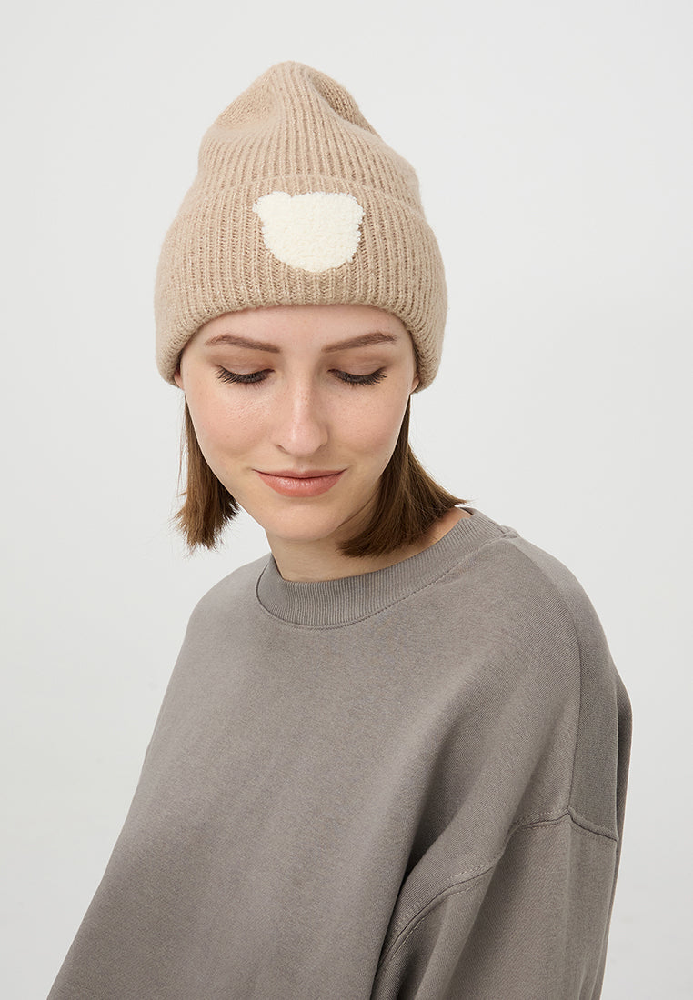 Woman Small-Hat