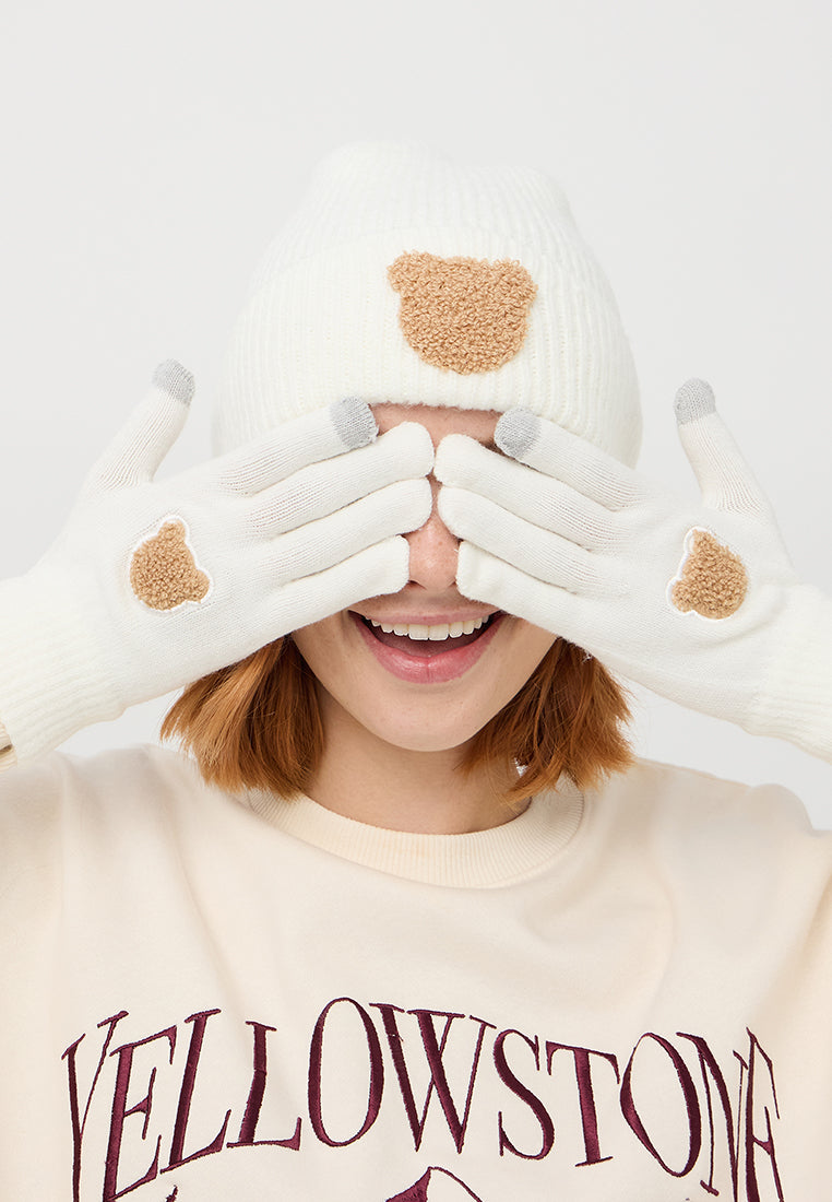 Woman Small-Hat