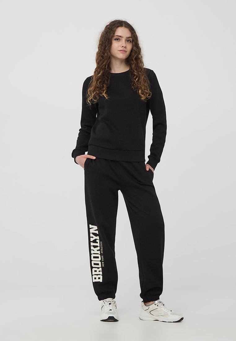 Woman Full-length gym pants