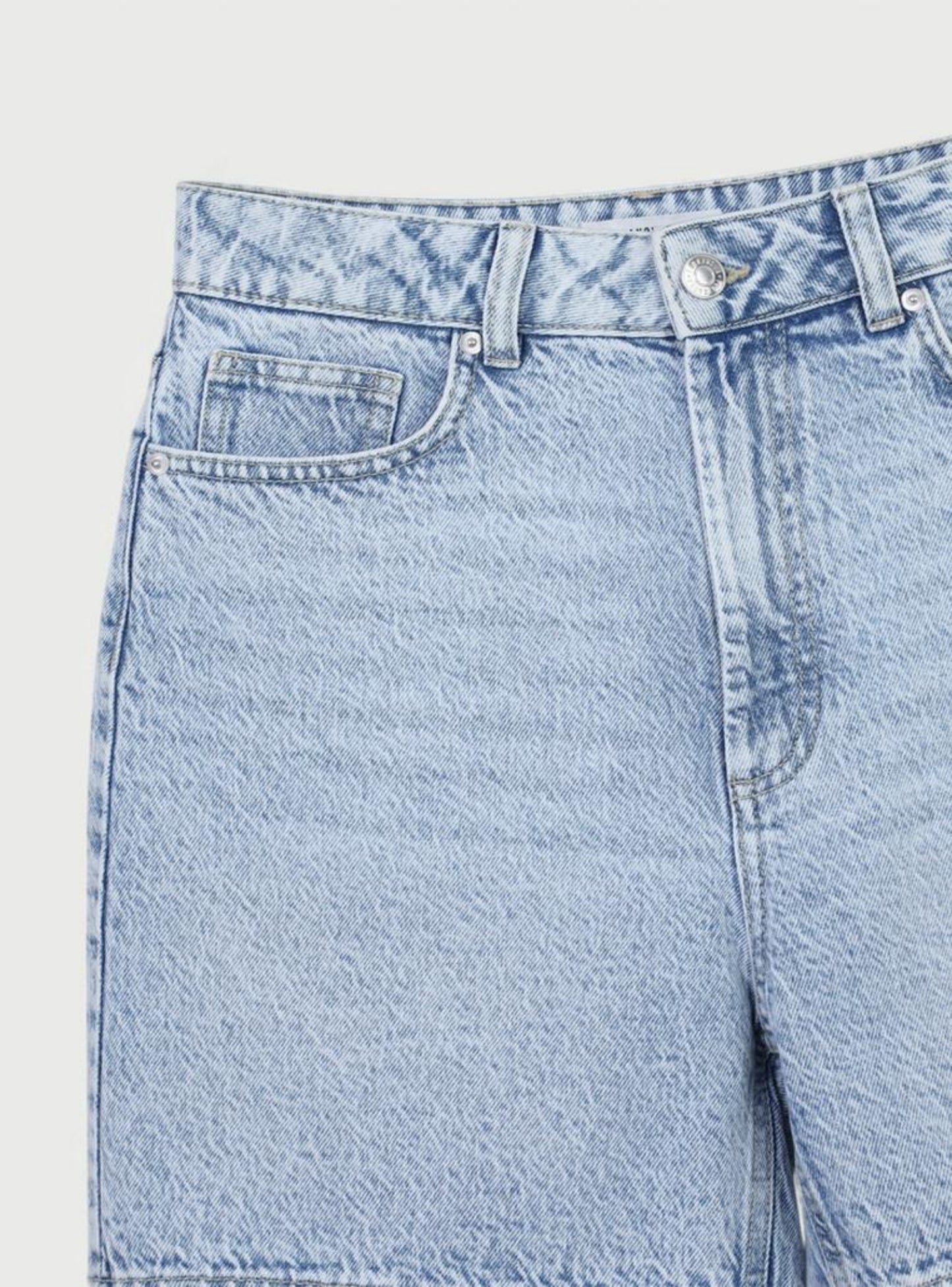 Woman Short pants jeans