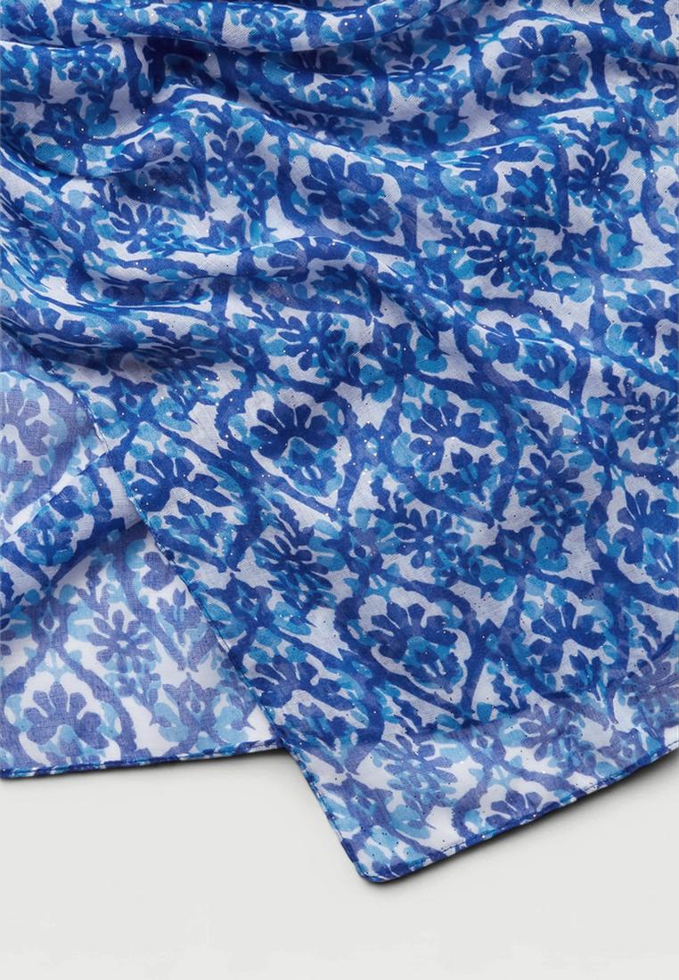 Woman Scarves/Foulard