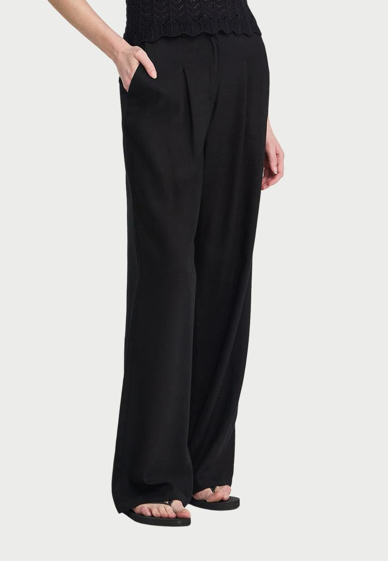 Woman's  Long pants