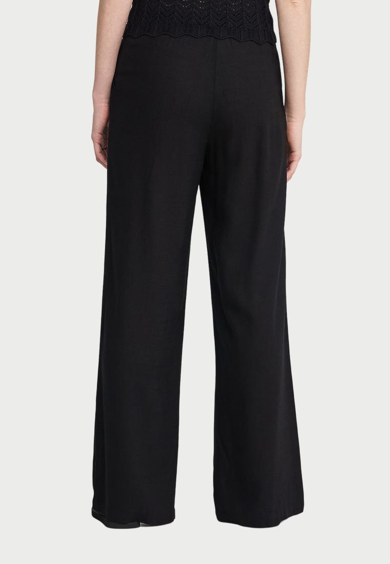 Woman's  Long pants