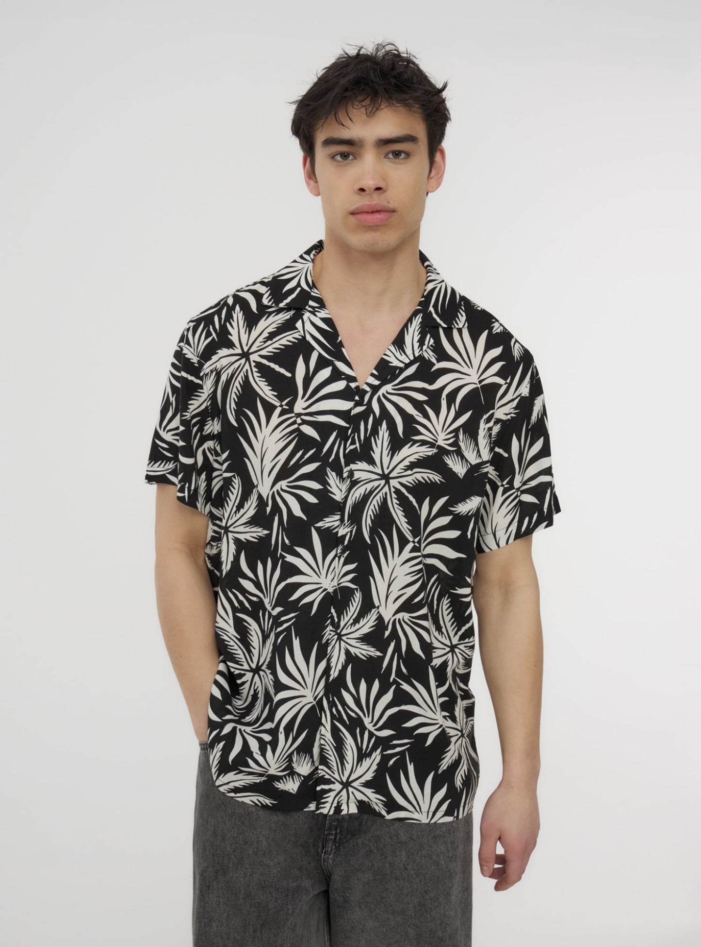 Man Short-sleeved shirt