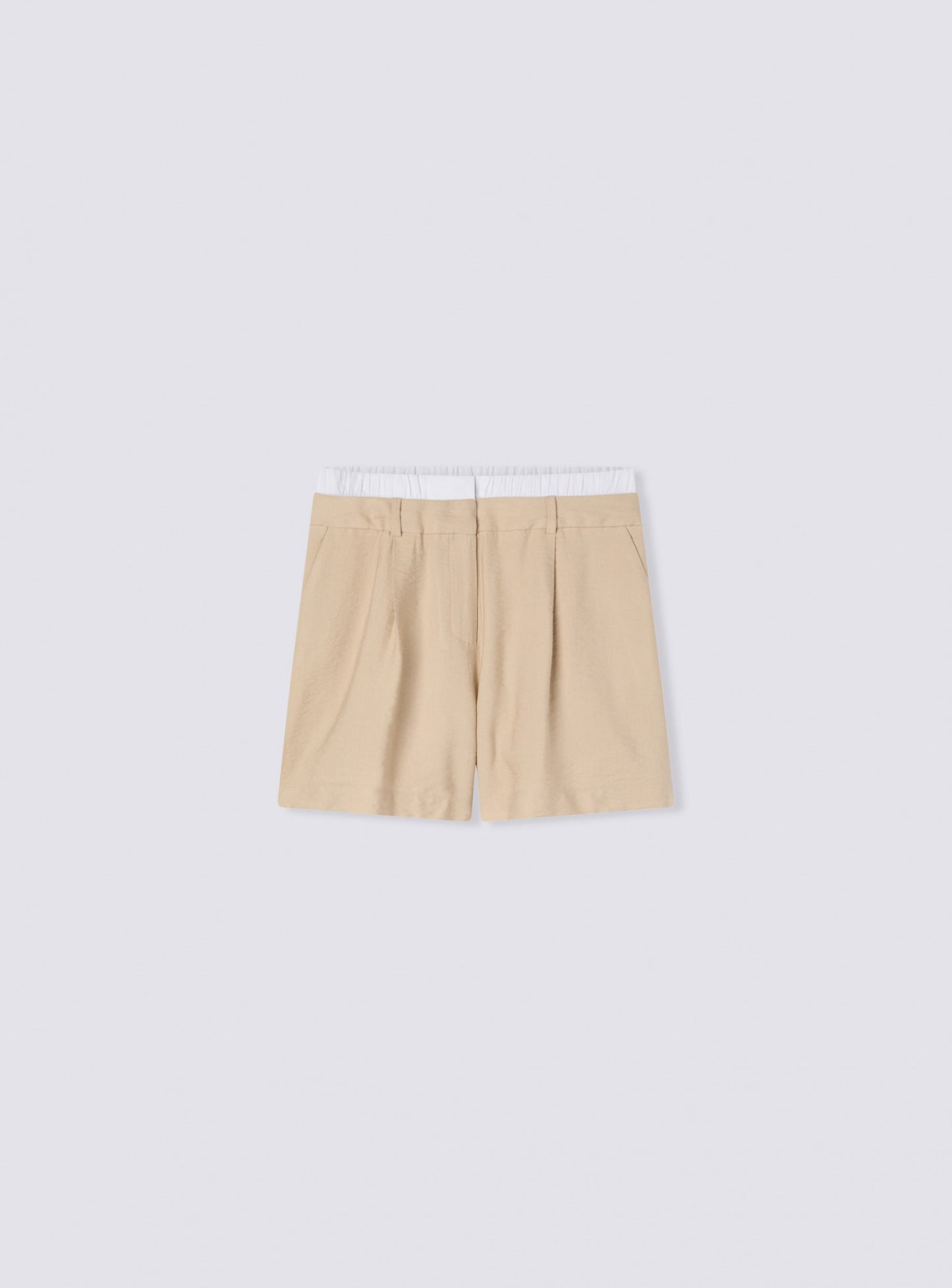 Woman Short pants