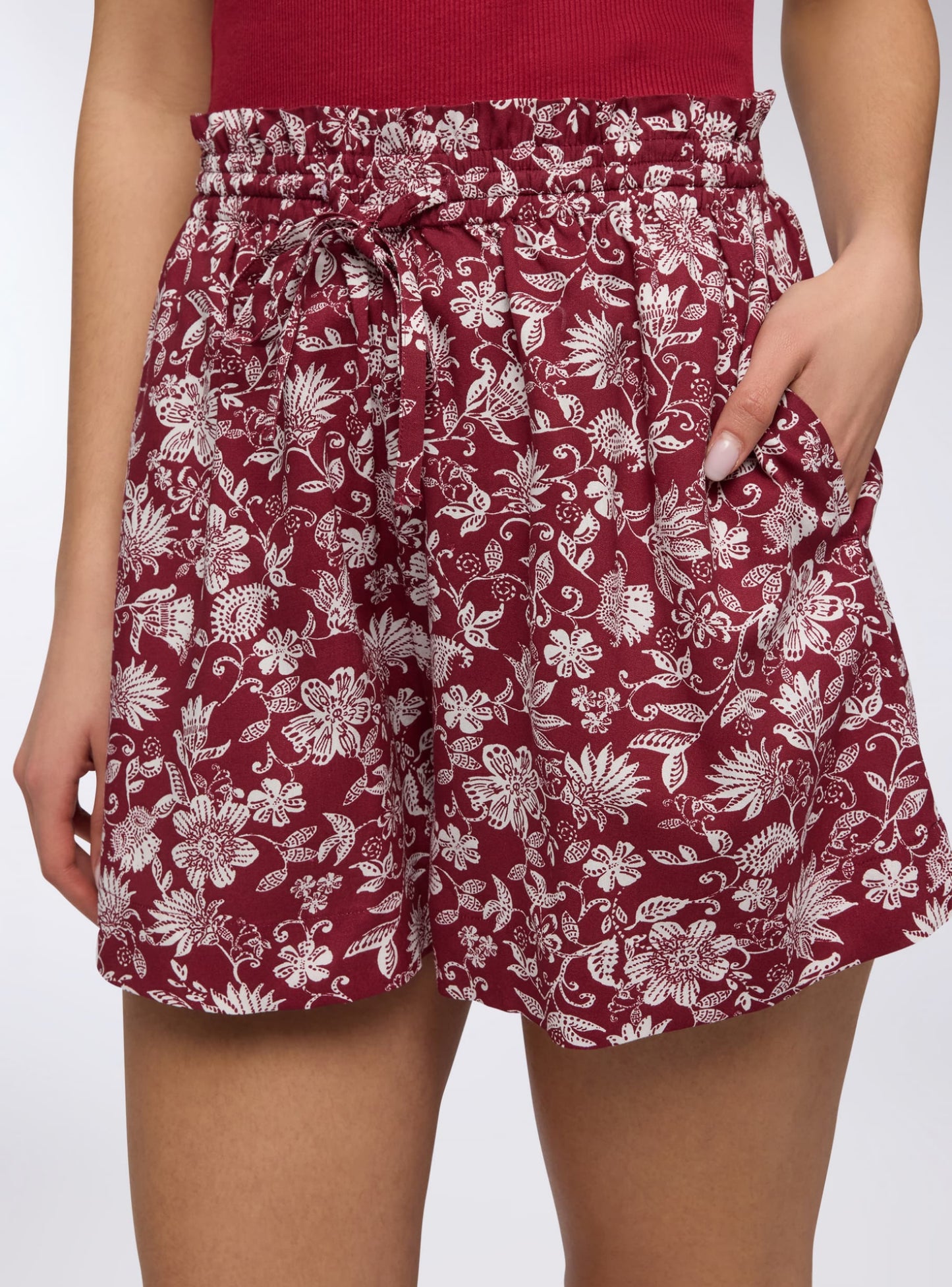 Woman Short pants
