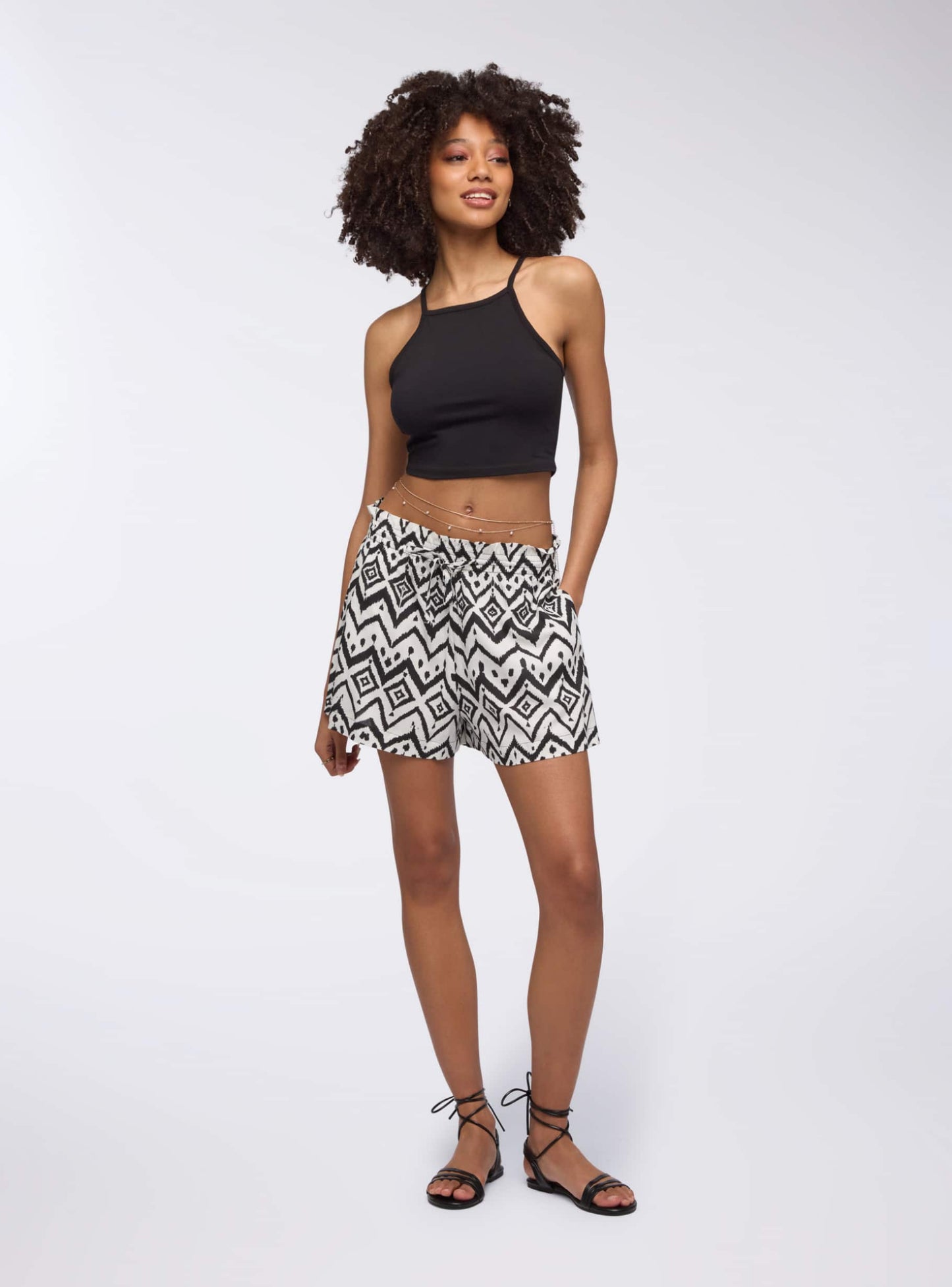 Woman Short pants