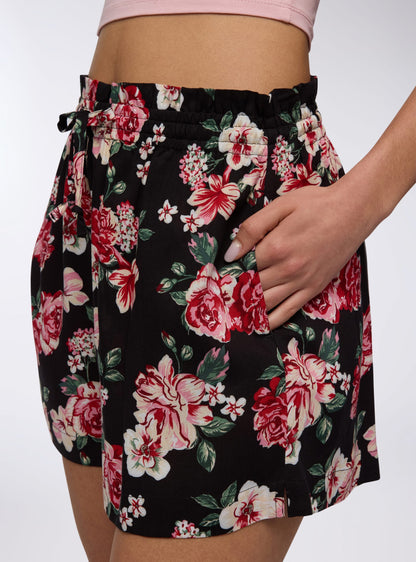 Woman Short pants