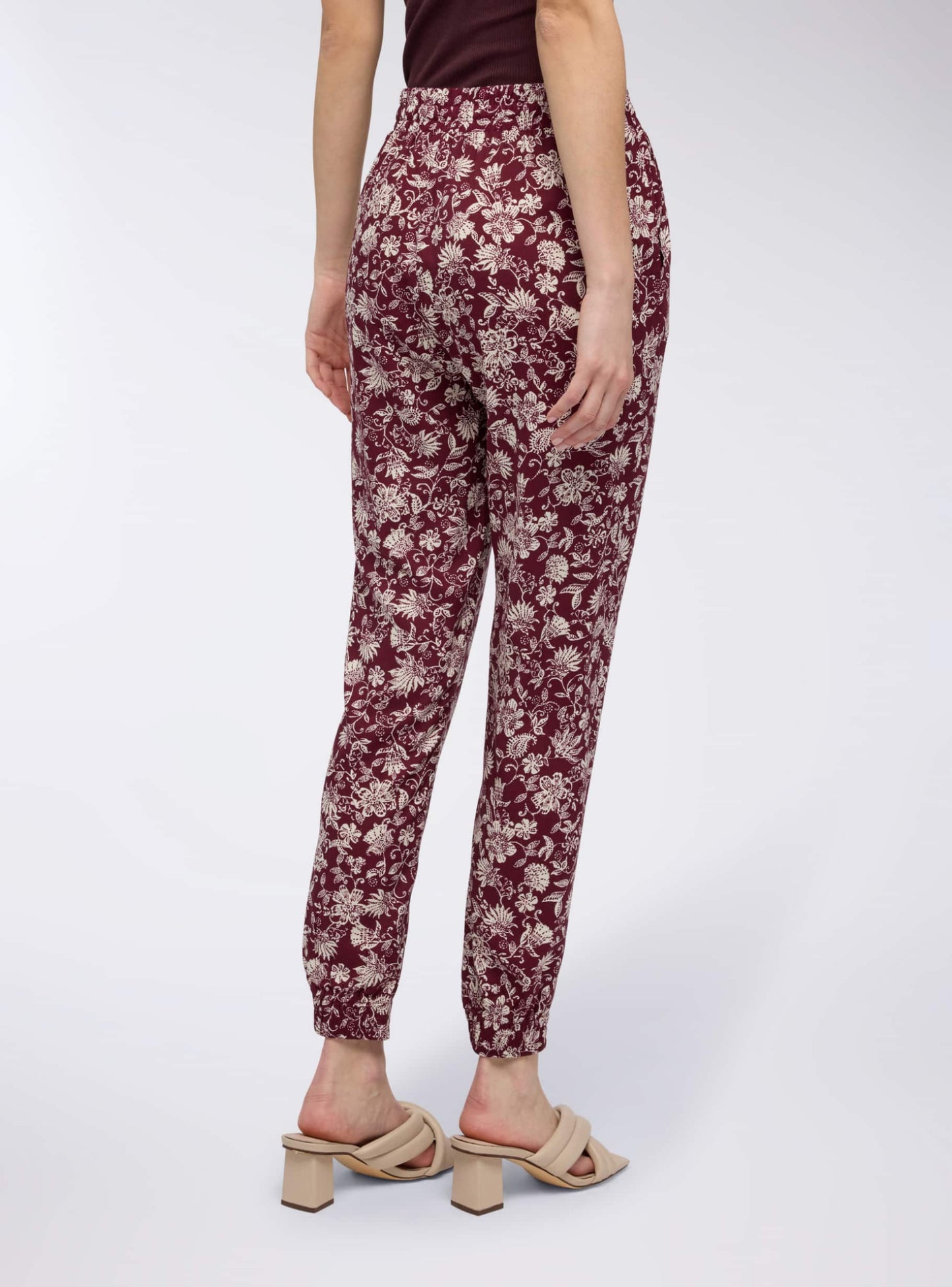 Woman Long pants