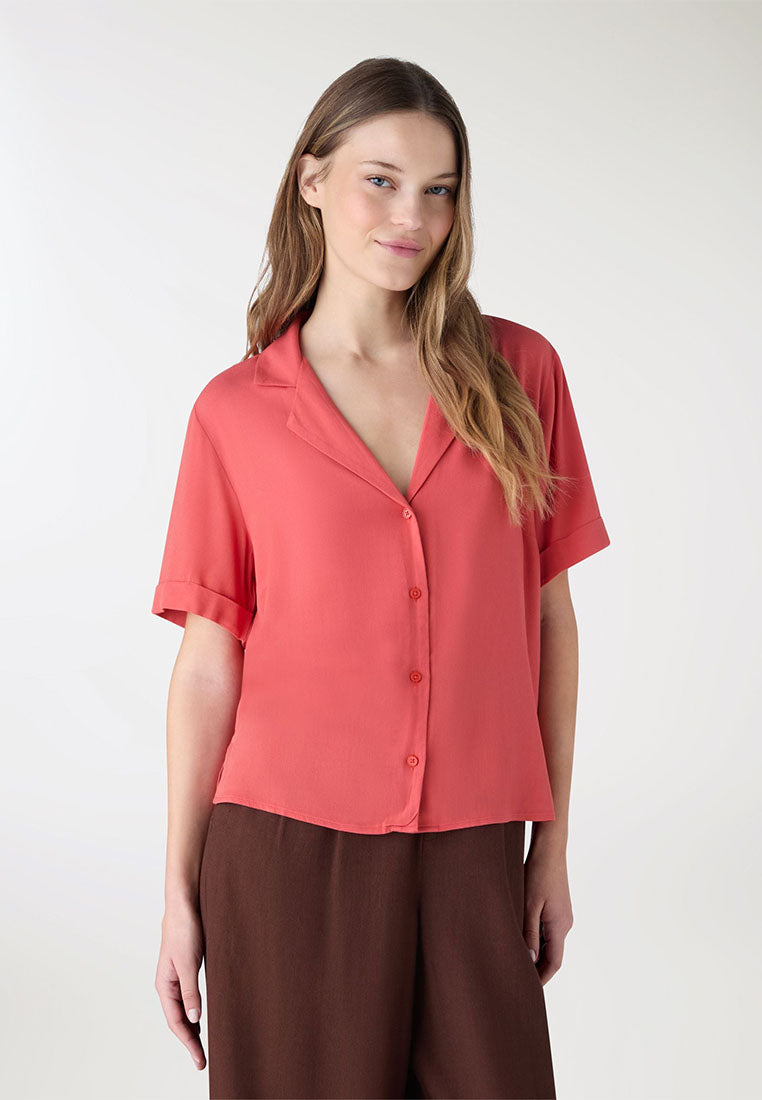 Woman Short-sleeved shirt