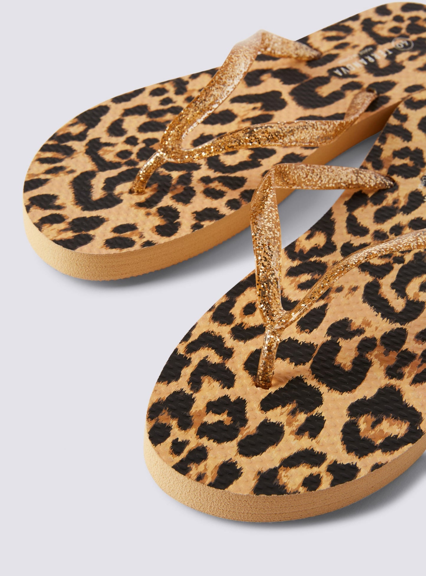 Woman Footwear