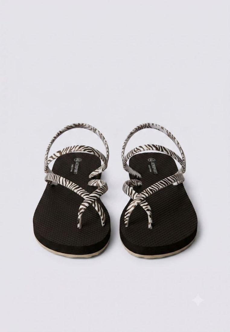 Woman Footwear
