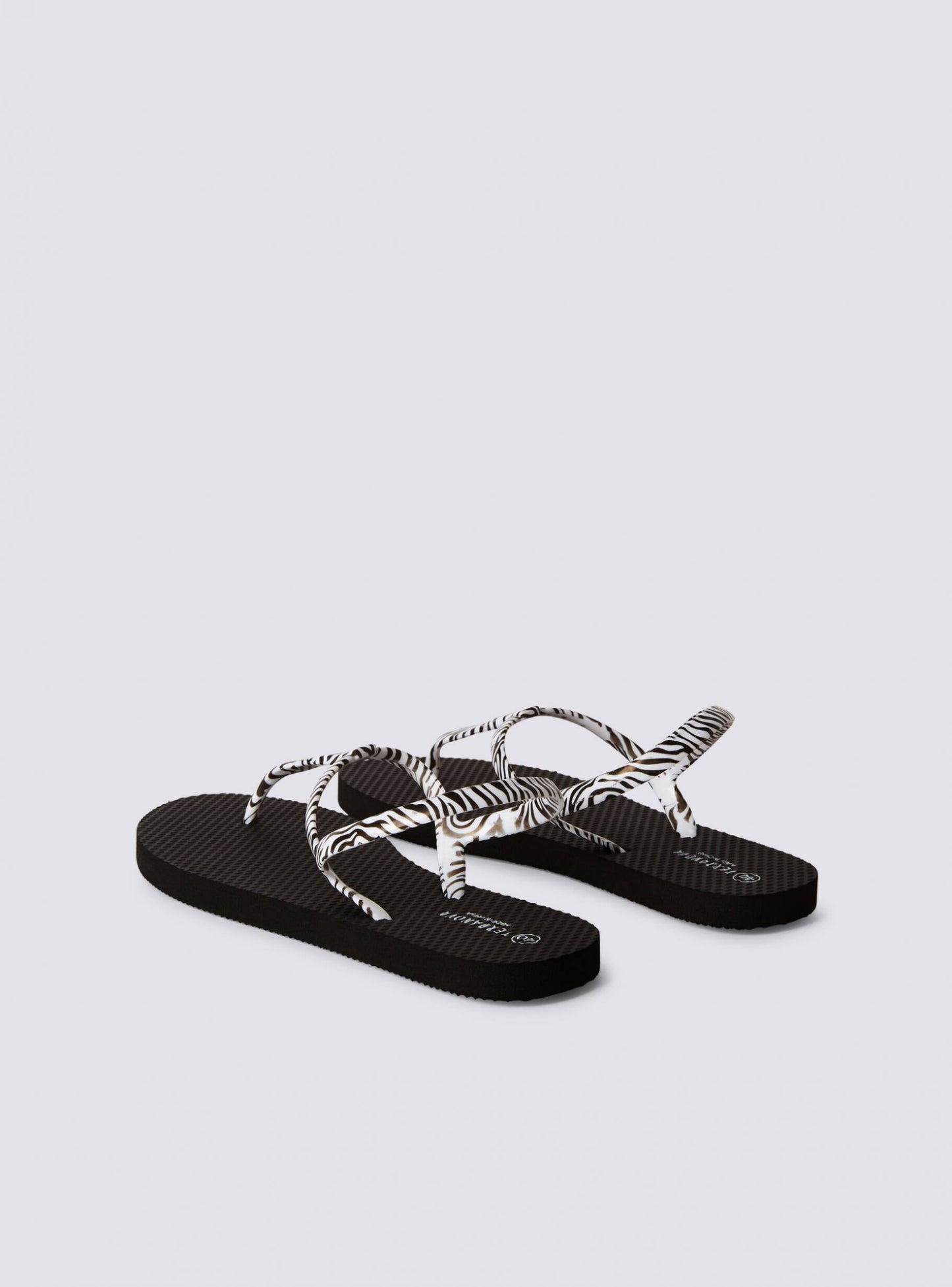 Woman Footwear