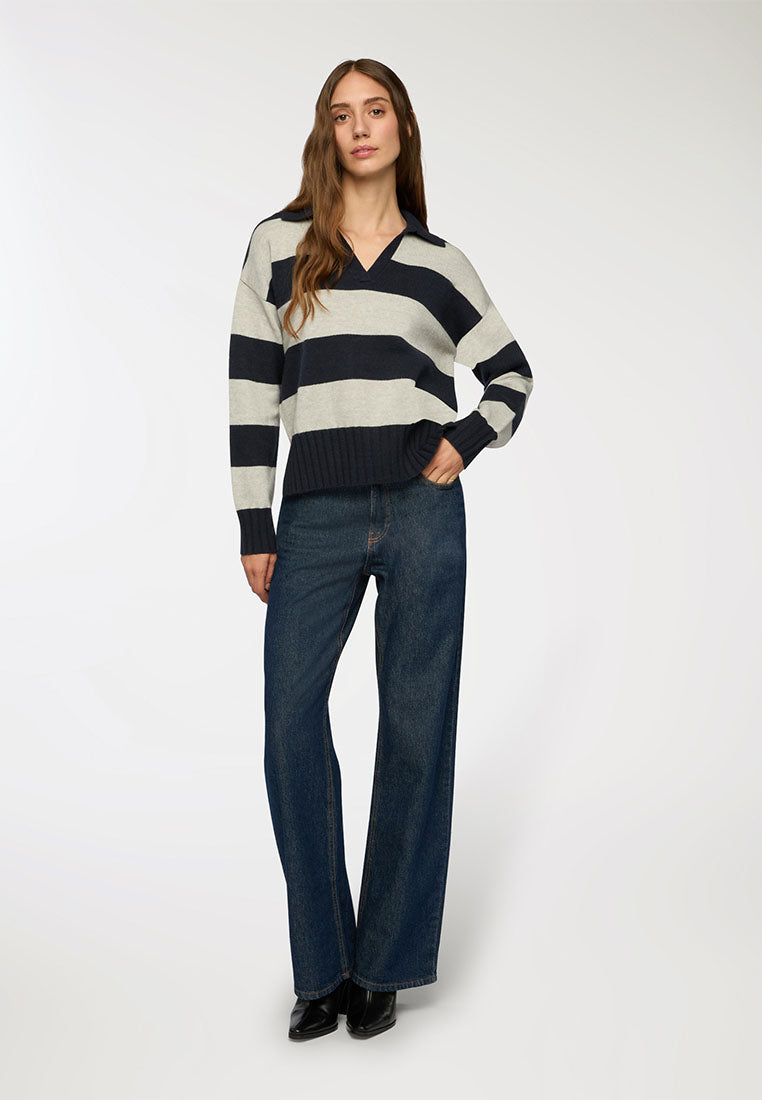 Woman Sweater 3-5