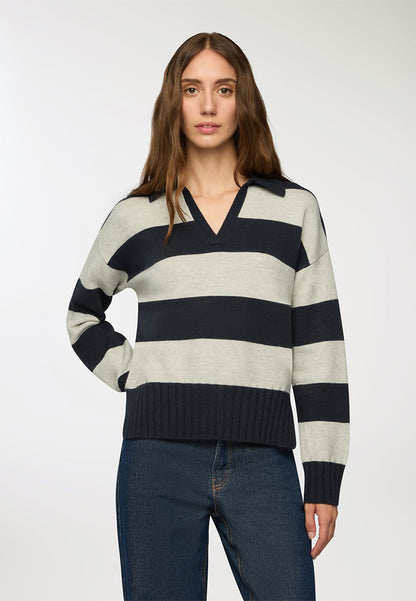 Woman Sweater 3-5